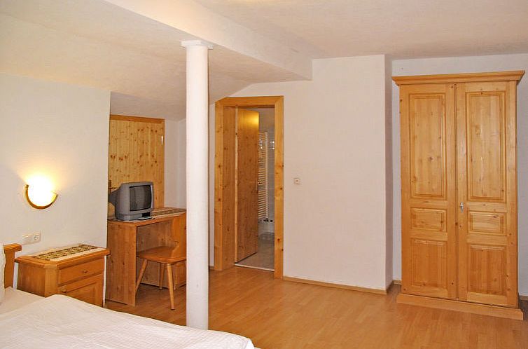 Appartement Nebenhaus Schönblick (SVH112)