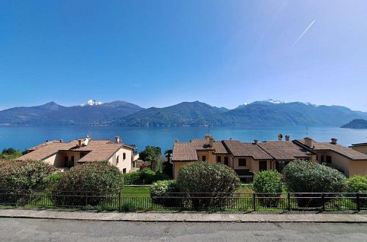 Vrijstaande woning in Lombardije, Italië