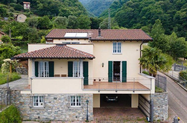 Vrijstaande woning in Lombardije, Italië