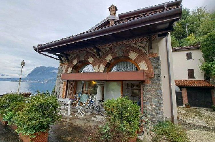 Vrijstaande woning in Lombardije, Italië