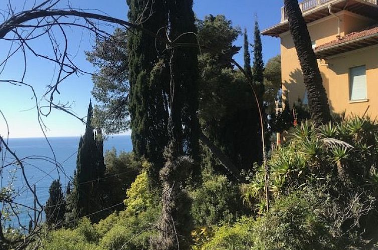 Vrijstaande woning in Ligurië, Italië