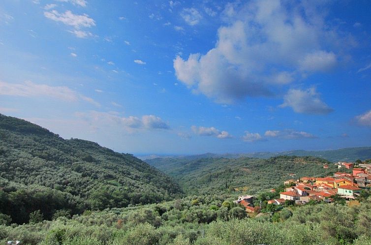 Geschakelde woning in Ligurië, Italië