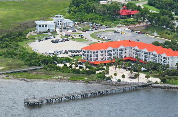 Harborside at Charleston Harbor Resort and Marina