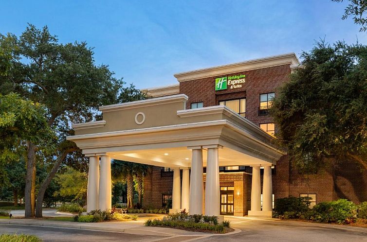 Holiday Inn Express Hotel & Suites Mount Pleasant - Charlest