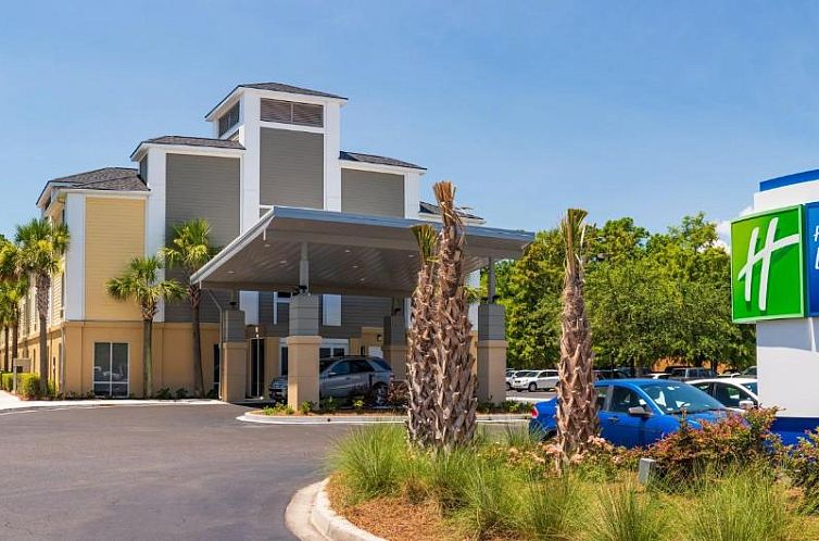 Holiday Inn Express Charleston US Highway 17 & I-526, an IHG