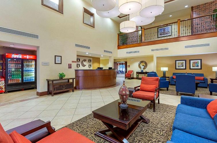 Comfort Suites Charleston West Ashley