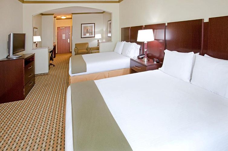 Holiday Inn Express & Suites Fort Worth - Fossil Creek, an I