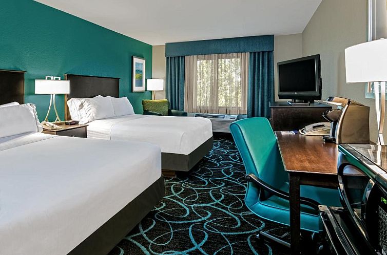 Holiday Inn Express Hotel and Suites Fort Worth/I-20