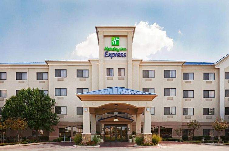 Holiday Inn Express Hotel and Suites Fort Worth/I-20