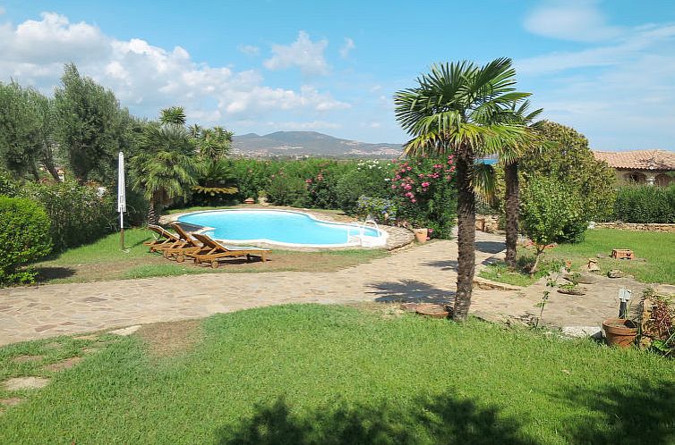 Vakantiehuis Borgo Le Logge + pool (BUD118)