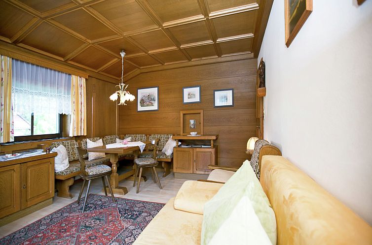 Chalet Madreit