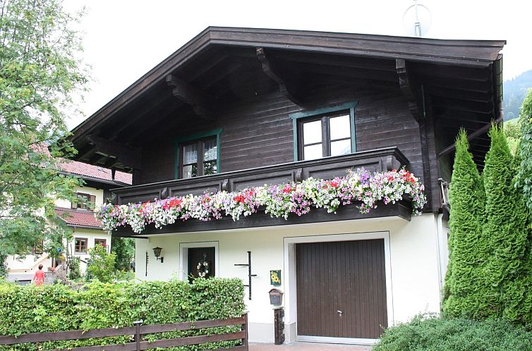 Chalet Madreit