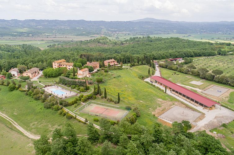 Agriturismo Poggiovalle Borgo Belvedere