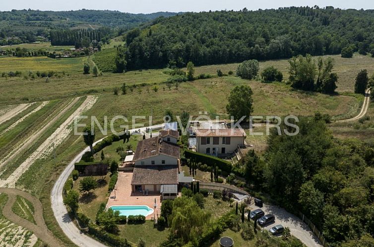 Geschakelde woning in Toscane, Italië