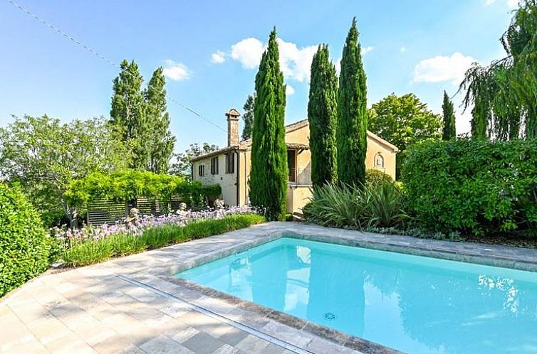 Vrijstaande woning in Marche, Italië