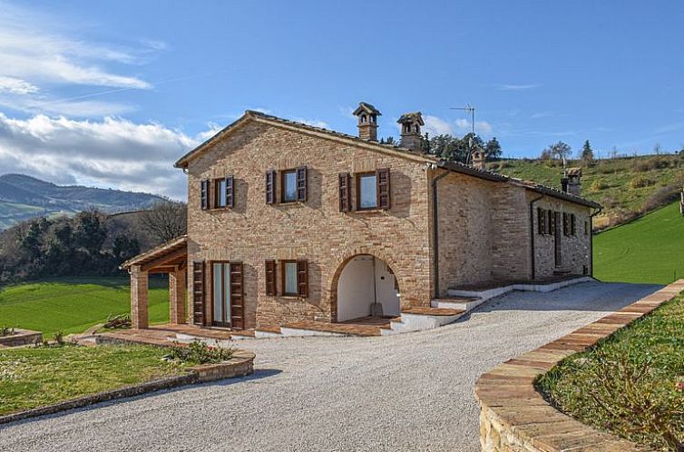 Vrijstaande woning in Marche, Italië