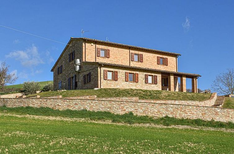 Vrijstaande woning in Marche, Italië