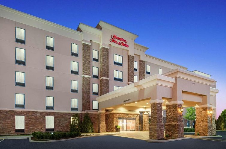 Hampton Inn and Suites Roanoke Airport/Valley View Mall