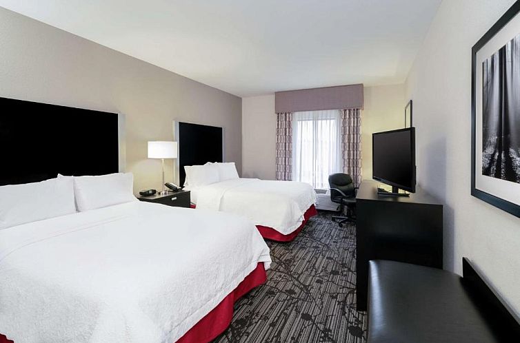 Hampton Inn and Suites Roanoke Airport/Valley View Mall