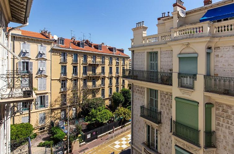 Apartment on Dante street next to the sea