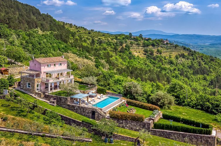 Vakantiehuis Villa Over the Hilltop