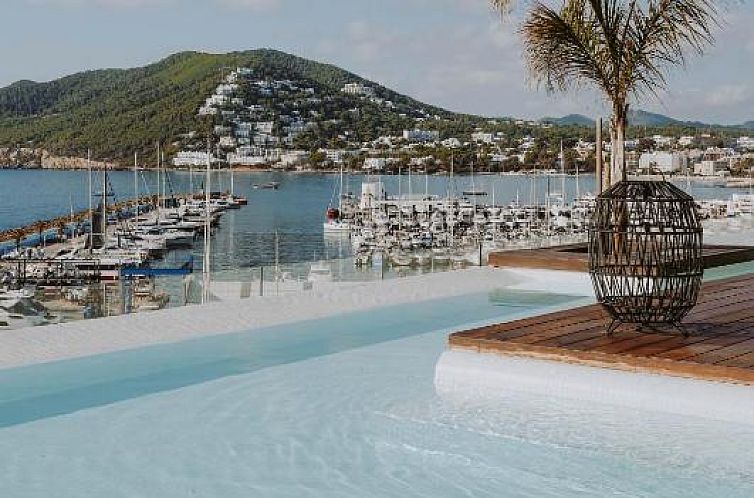 Aguas de Ibiza Grand Luxe Hotel