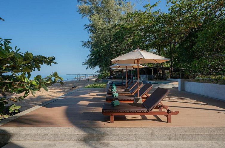 Khaolak Wanaburee Resort - SHA Plus