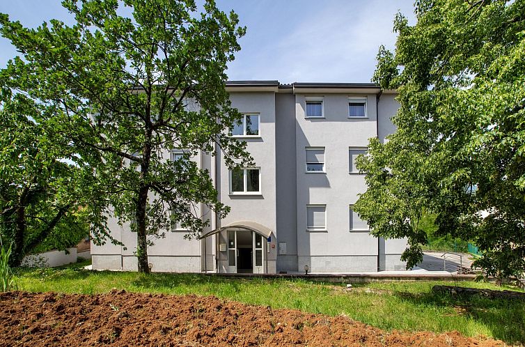 Two-bedroom apartment in Viškovo