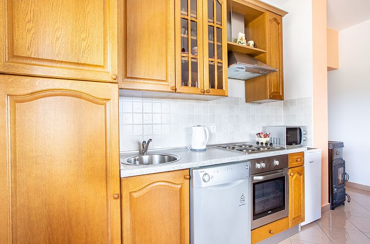 Two-bedroom apartment in Viškovo