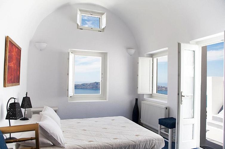 Whitedeck Santorini