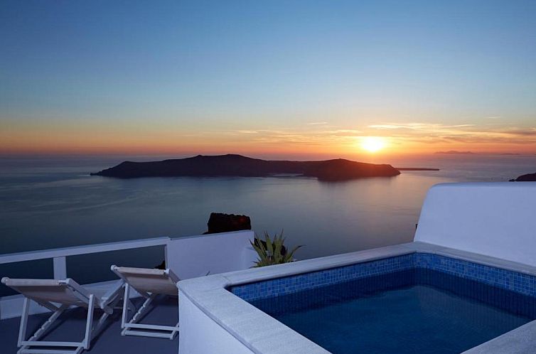 Whitedeck Santorini