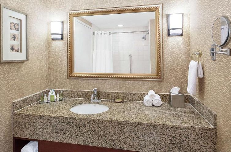 DoubleTree by Hilton Sunrise - Sawgrass Mills