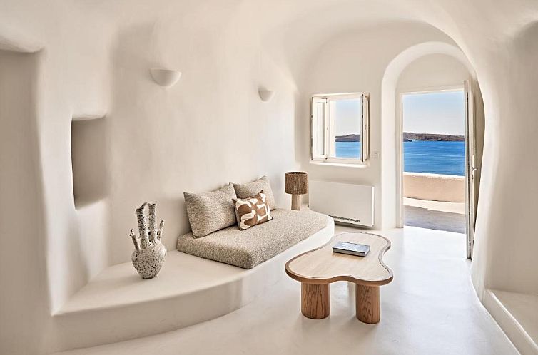 Mystique, a Luxury Collection Hotel, Santorini