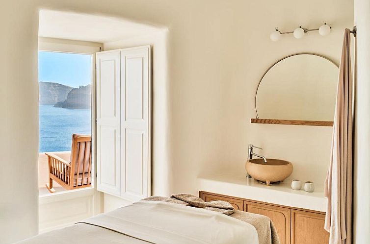 Mystique, a Luxury Collection Hotel, Santorini