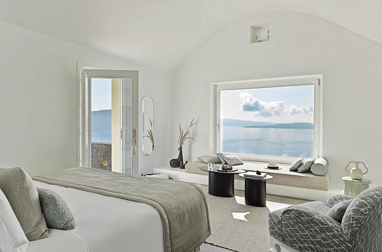 Canaves Oia Suites & Spa