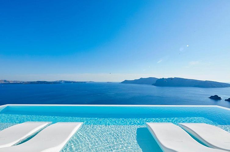 Canaves Oia Suites & Spa