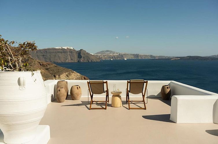 Canaves Oia Boutique Hotel