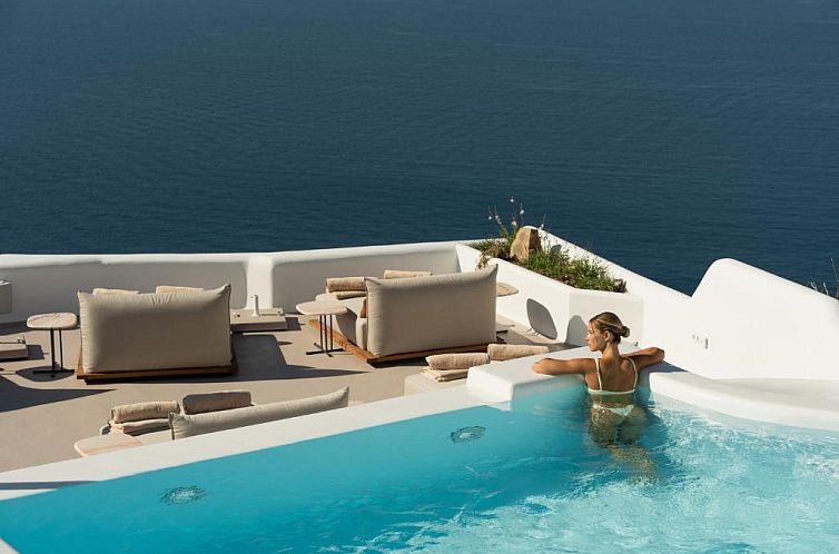 Canaves Oia Boutique Hotel