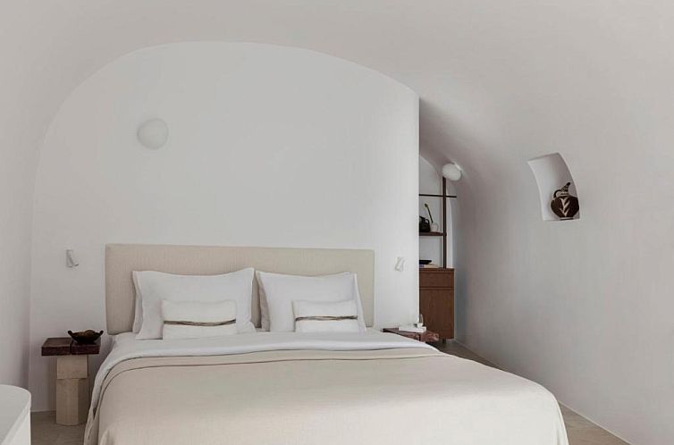 Canaves Oia Boutique Hotel