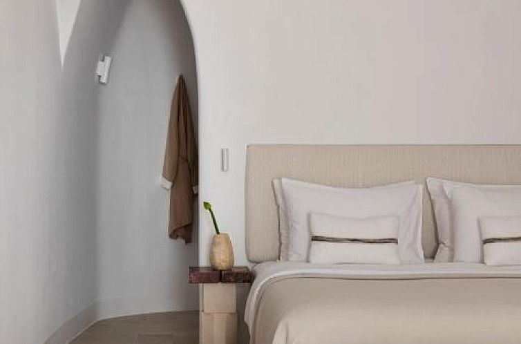 Canaves Oia Boutique Hotel