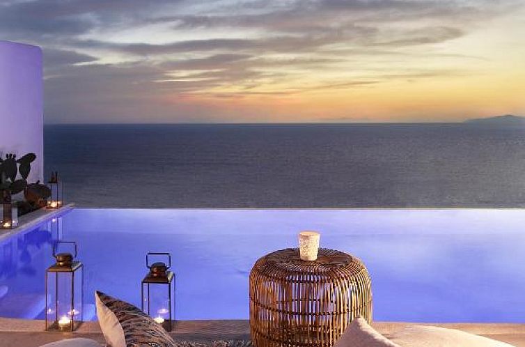 Santo Maris Oia Luxury Suites & Spa