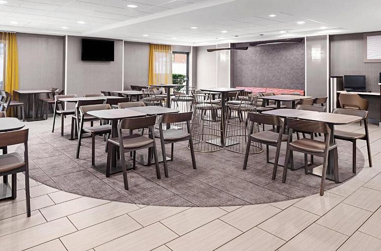 SpringHill Suites Houston Hobby Airport