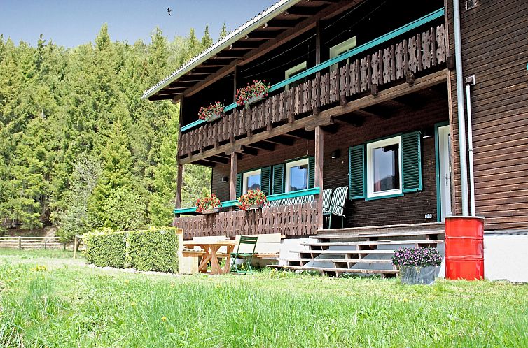 Chalet Innerkrems 1