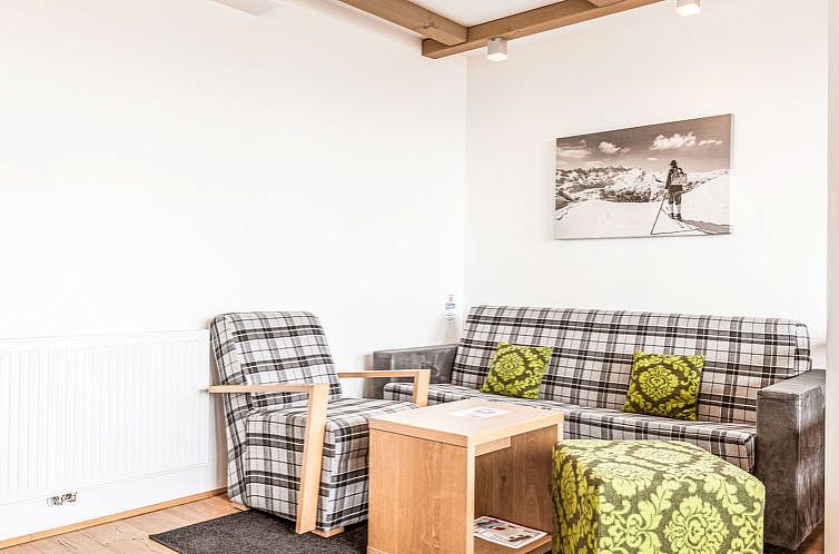 Vakantiehuis Superior mit 4 Schlafzimmern und Sauna