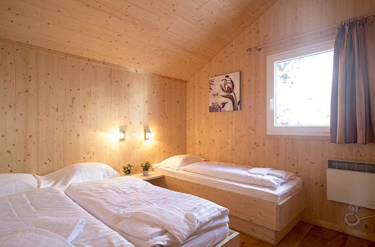 Vakantiehuis #4 mit IR-Sauna & Sprudelwanne innen