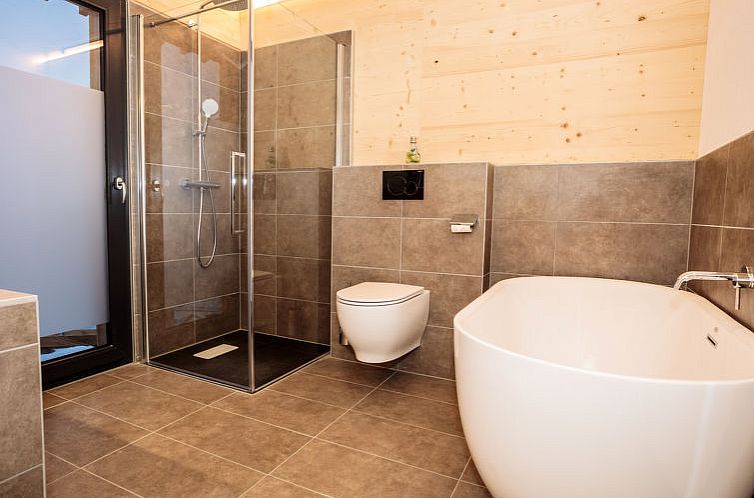 Vakantiehuis Superior 3 SZ Sauna & Aussenbadewanne