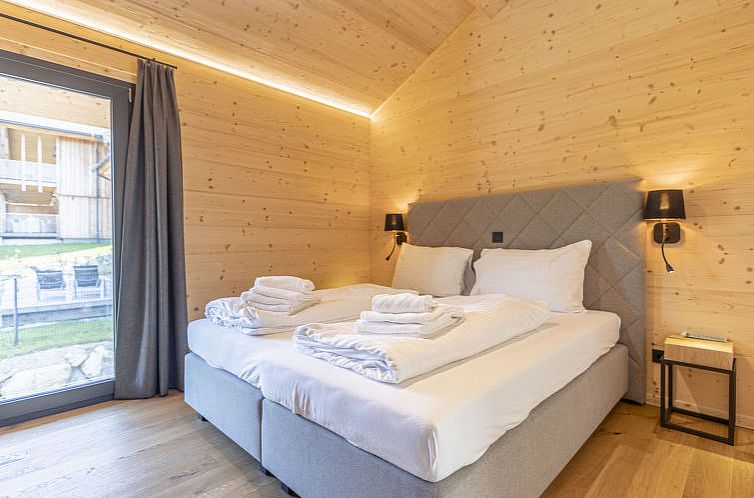 Vakantiehuis Premium mit 4 Schlafzimmern,Sauna&Pool