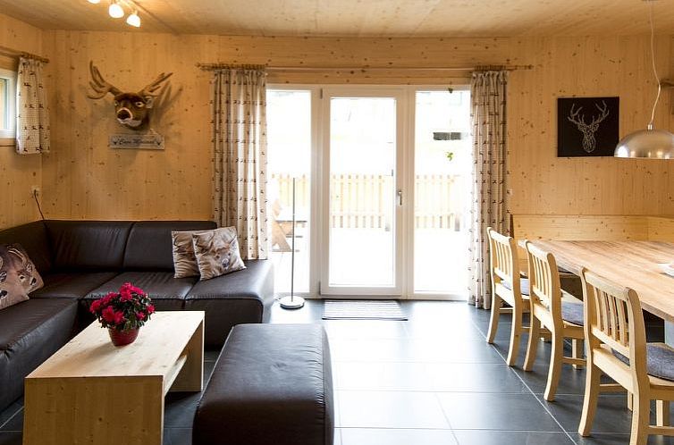 Vakantiehuis Chalet mit 4 Schlafzimmern