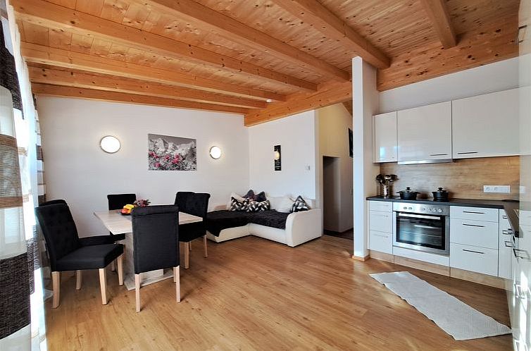 Appartement Margret, Top 12