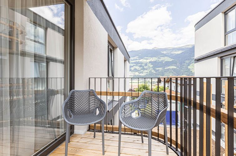 Appartement mit Balkon